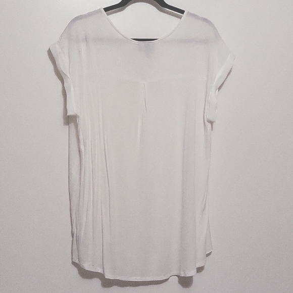 EUC White multimedia hi-lo top - Picture 2 of 6